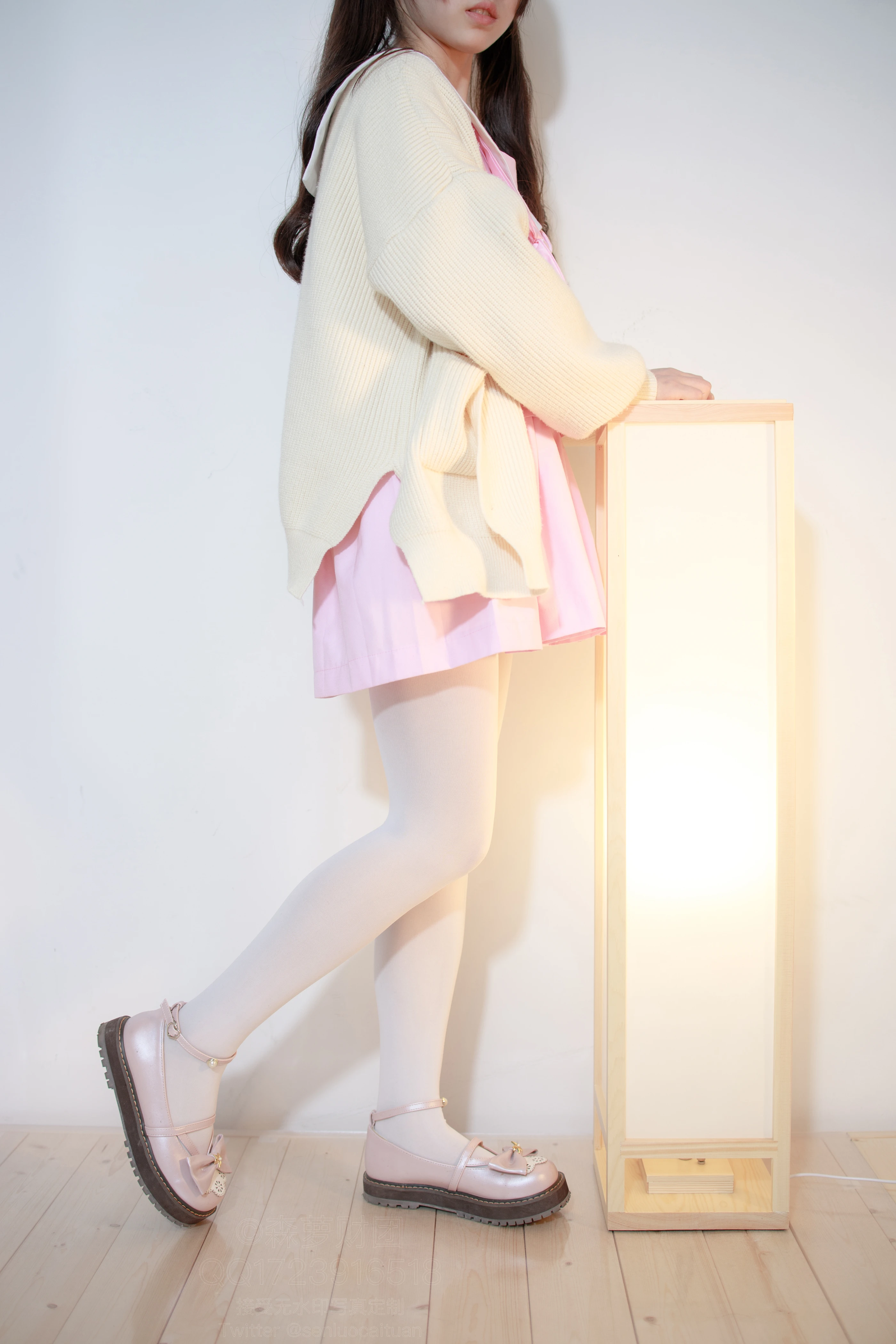 森萝财团 [X-059] 萝莉白丝80D [97P 1V]插图3